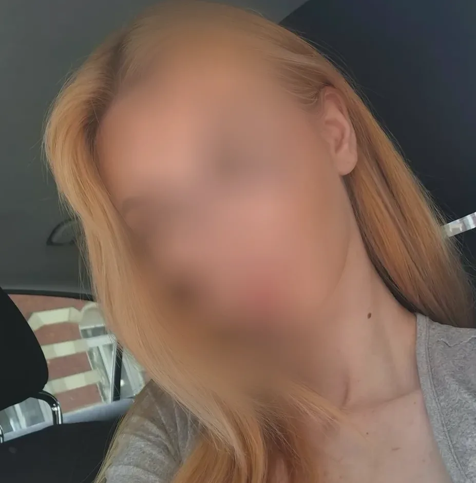 Carmela, 20 anni
